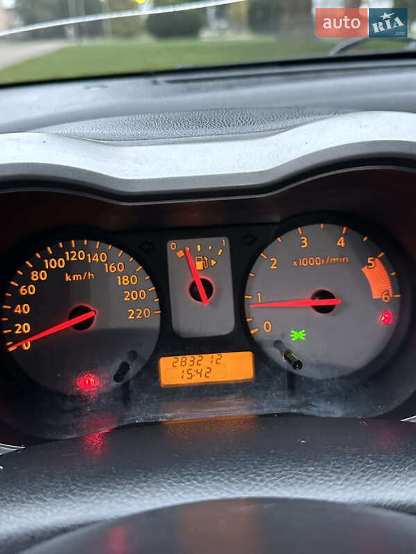 Хэтчбек Nissan Note 2007 в Христиновке