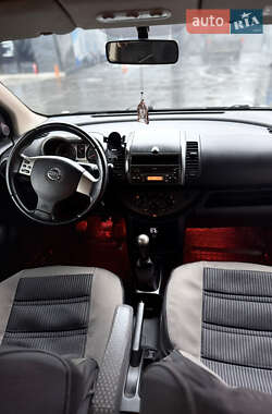 Хэтчбек Nissan Note 2006 в Киеве