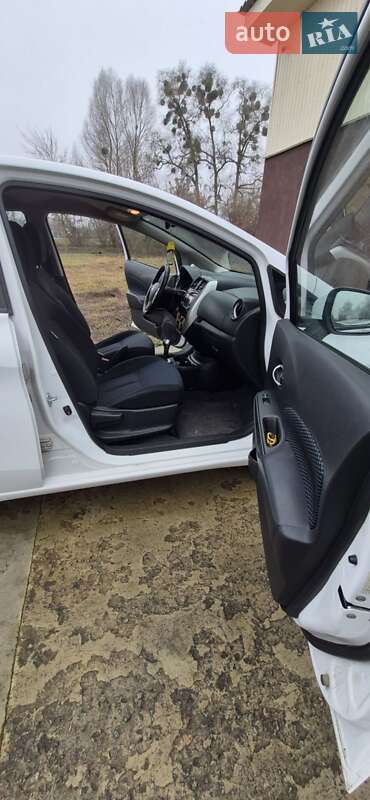 Хетчбек Nissan Note 2016 в Прилуках фото 8 Хетчбек Nissan Note 2016 в Прилуках