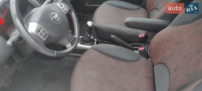 Хэтчбек Nissan Note 2009 в Житомире