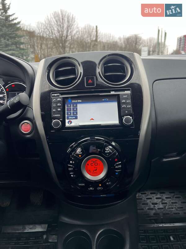 Хэтчбек Nissan Note 2013 в Луцке