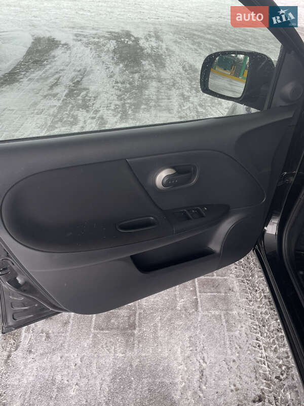 Хэтчбек Nissan Note 2009 в Харькове