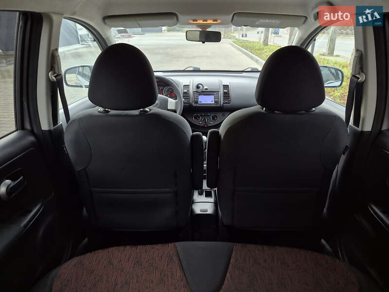 Хэтчбек Nissan Note 2010 в Луцке фото 20 Хэтчбек Nissan Note 2010 в Луцке