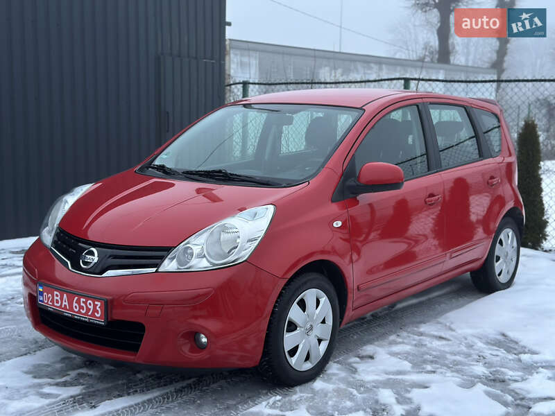 Хэтчбек Nissan Note 2010 в Виннице