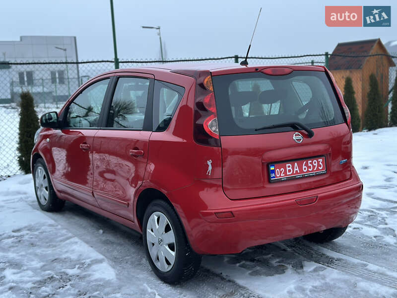 Хэтчбек Nissan Note 2010 в Виннице