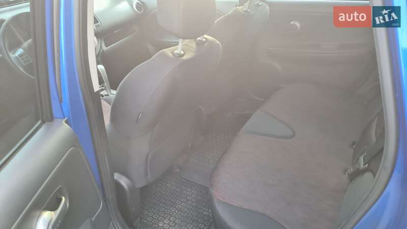 Хетчбек Nissan Note 2010 в Миколаєві фото 9 Хетчбек Nissan Note 2010 в Миколаєві