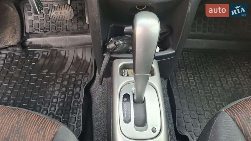 Хетчбек Nissan Note 2010 в Миколаєві фото 16 Хетчбек Nissan Note 2010 в Миколаєві