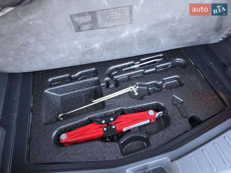 Хэтчбек Nissan Note 2014 в Хмельницком