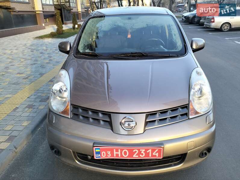 Хэтчбек Nissan Note 2008 в Чернигове