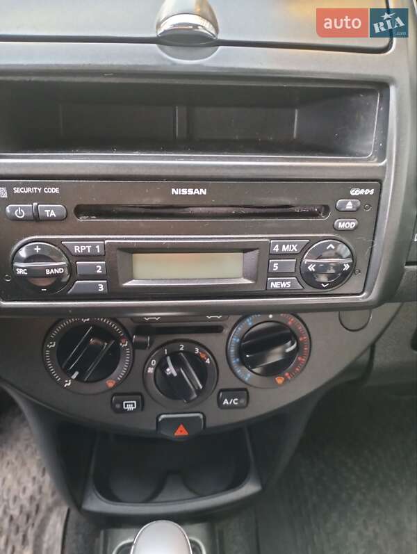 Хэтчбек Nissan Note 2008 в Чернигове