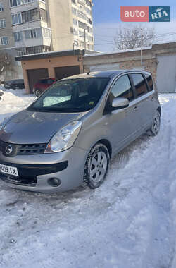 Хетчбек Nissan Note 2006 в Рівному