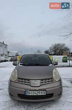 Хэтчбек Nissan Note 2007 в Измаиле