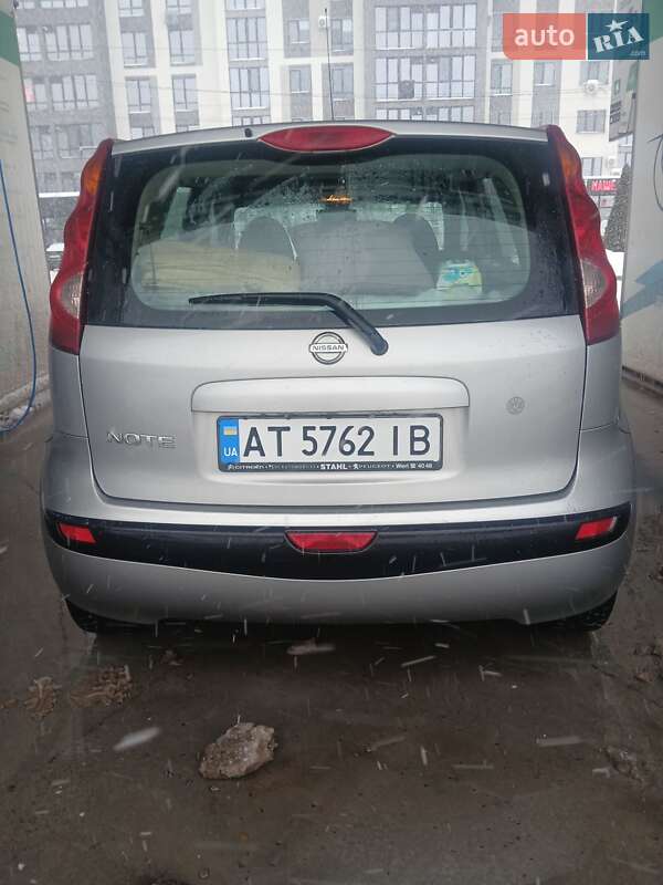 Хэтчбек Nissan Note 2006 в Ивано-Франковске