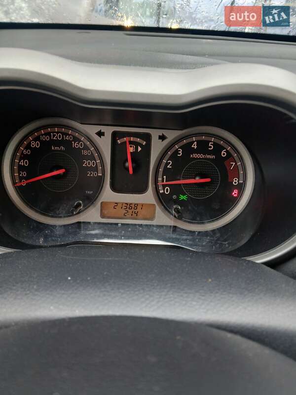 Хэтчбек Nissan Note 2006 в Ивано-Франковске