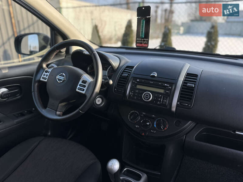 Хэтчбек Nissan Note 2009 в Виннице