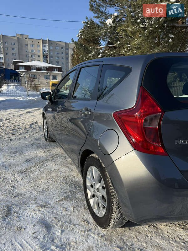 Хэтчбек Nissan Note 2013 в Луцке