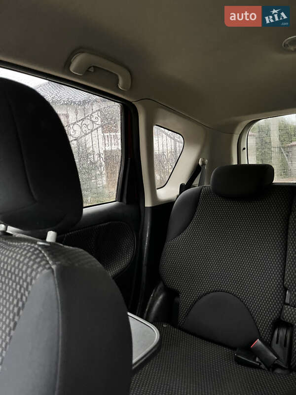 Хэтчбек Nissan Note 2007 в Збараже