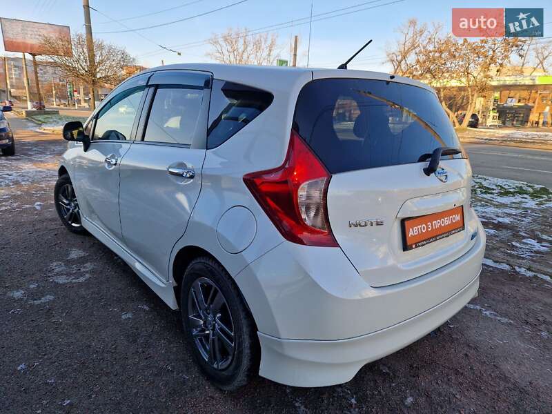 Хетчбек Nissan Note 2012 в Кропивницькому
