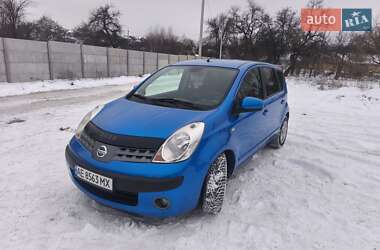 Хэтчбек Nissan Note 2006 в Днепре