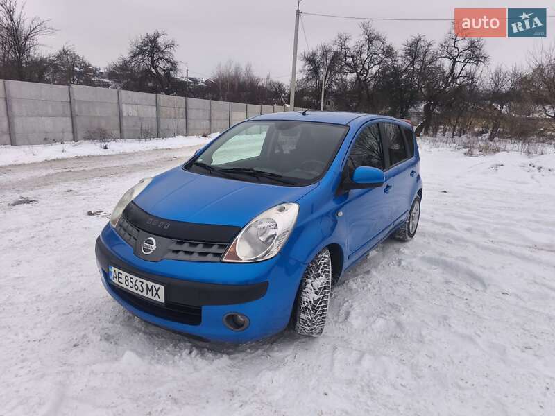 2006 Nissan Note, VIN SJNFCAE11U1075291:plate — фото 1 (autoria)