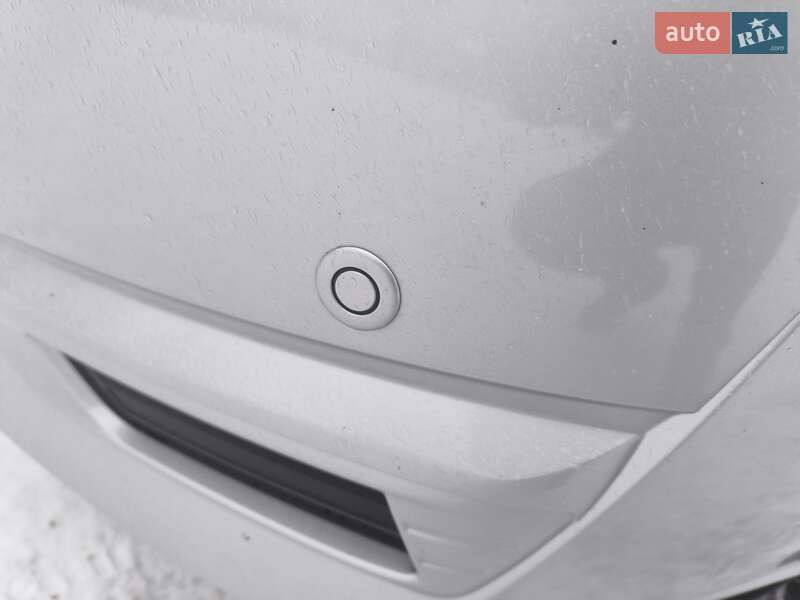 Хэтчбек Nissan Note 2020 в Киеве