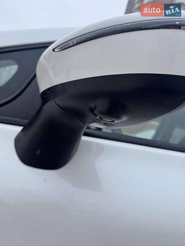 Хэтчбек Nissan Note 2019 в Киеве фото 18 Хэтчбек Nissan Note 2019 в Киеве