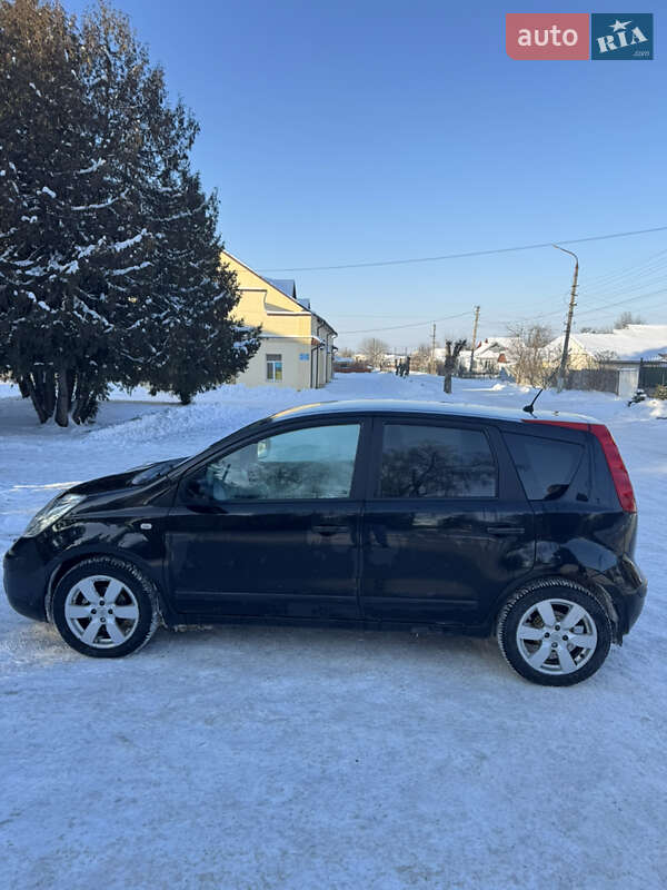 Хэтчбек Nissan Note 2007 в Красилове фото 4 Хэтчбек Nissan Note 2007 в Красилове