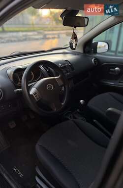Хэтчбек Nissan Note 2006 в Киеве