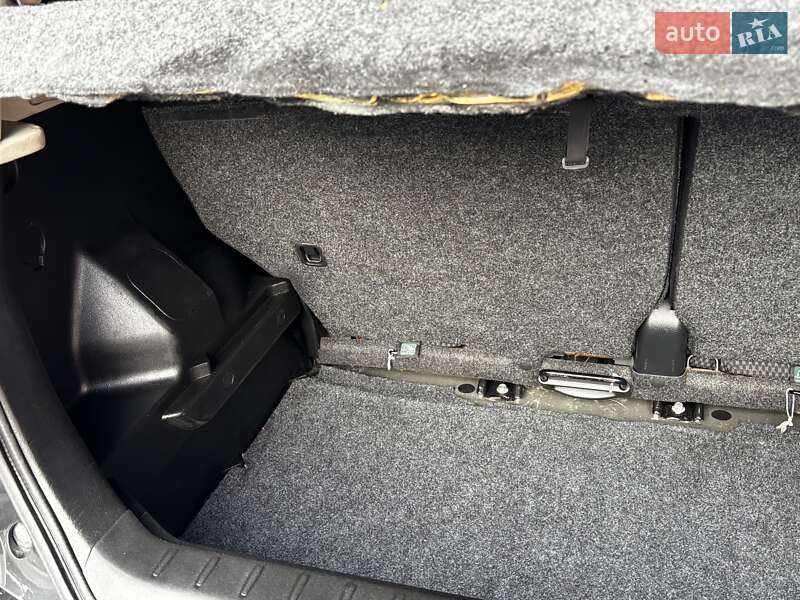 Хетчбек Nissan Note 2007 в Дрогобичі