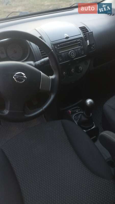 Хэтчбек Nissan Note 2009 в Прилуках