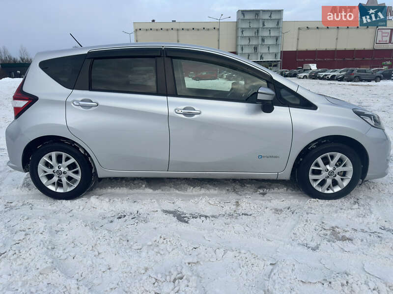 Хэтчбек Nissan Note 2019 в Киеве
