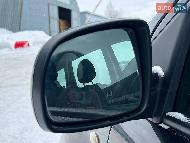 Хэтчбек Nissan Note 2011 в Львове