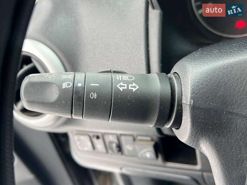 Хэтчбек Nissan Note 2011 в Львове