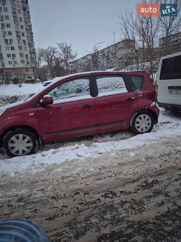 Хэтчбек Nissan Note 2012 в Киеве фото 4 Хэтчбек Nissan Note 2012 в Киеве