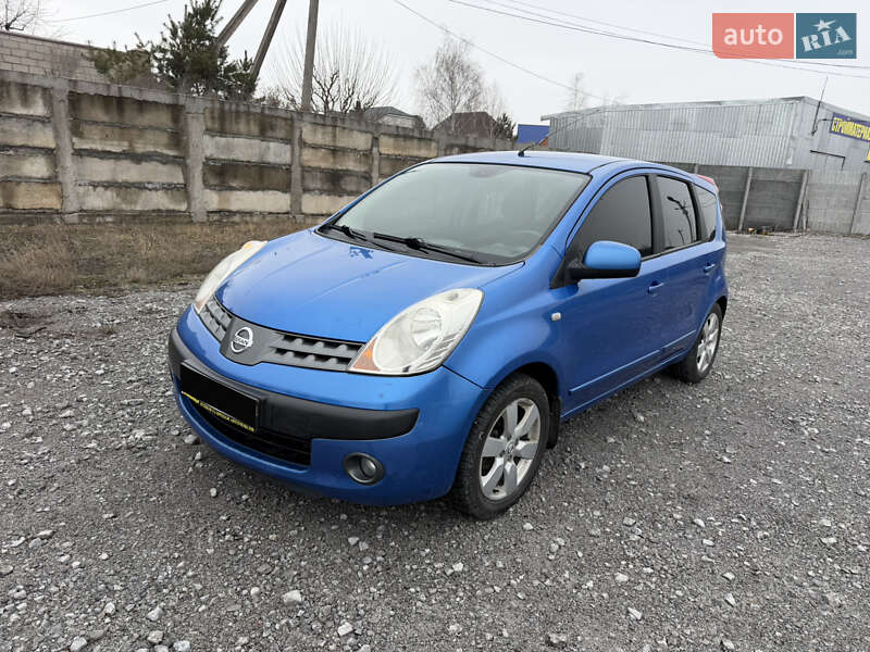 Хэтчбек Nissan Note 2006 в Каменском фото 3 Хэтчбек Nissan Note 2006 в Каменском