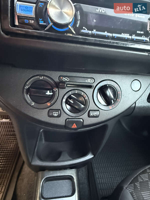 Хэтчбек Nissan Note 2008 в Львове фото 37 Хэтчбек Nissan Note 2008 в Львове