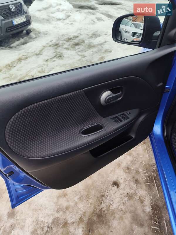 Хэтчбек Nissan Note 2006 в Чернигове