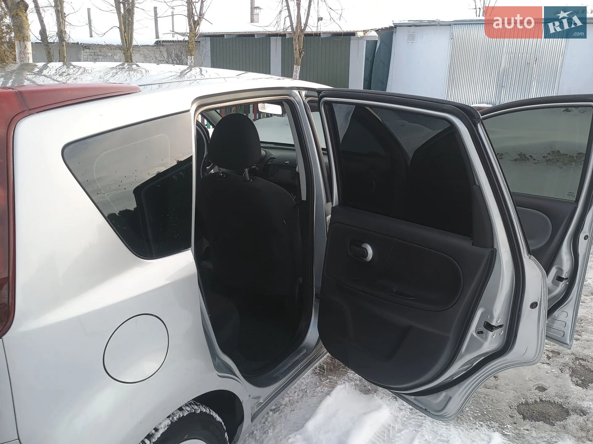 2010 Nissan Note - мініатюра 10
