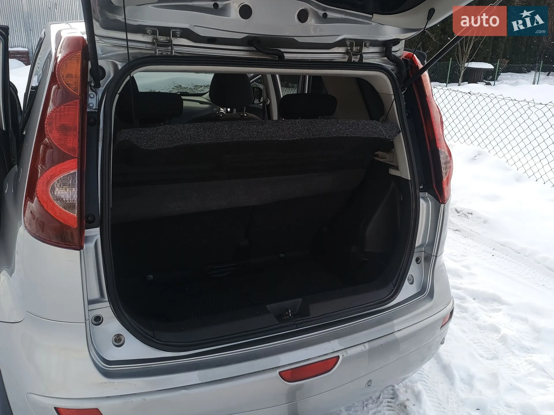 2010 Nissan Note - мініатюра 11