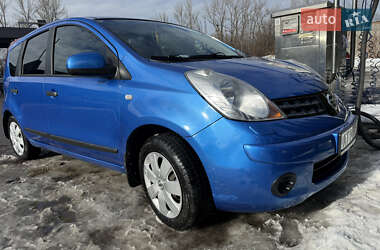 Хэтчбек Nissan Note 2008 в Надворной