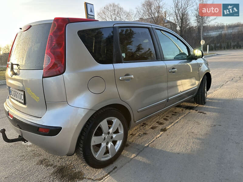 Хетчбек Nissan Note 2006 в Дрогобичі