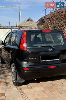 Хэтчбек Nissan Note 2008 в Запорожье