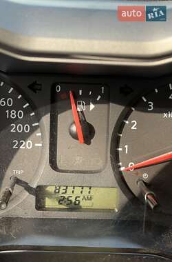 Хэтчбек Nissan Note 2008 в Запорожье