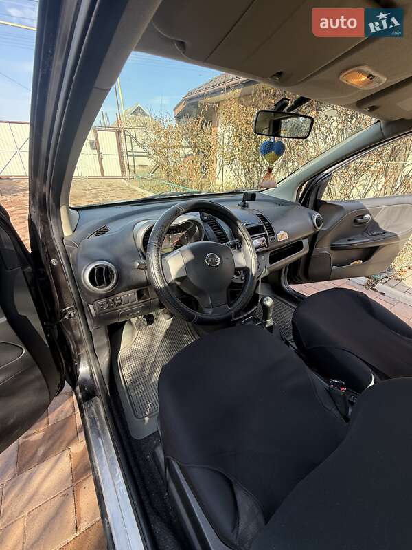 Хэтчбек Nissan Note 2008 в Запорожье