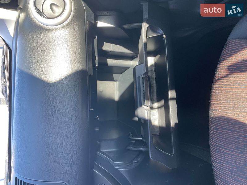 Хетчбек Nissan Note 2011 в Львові