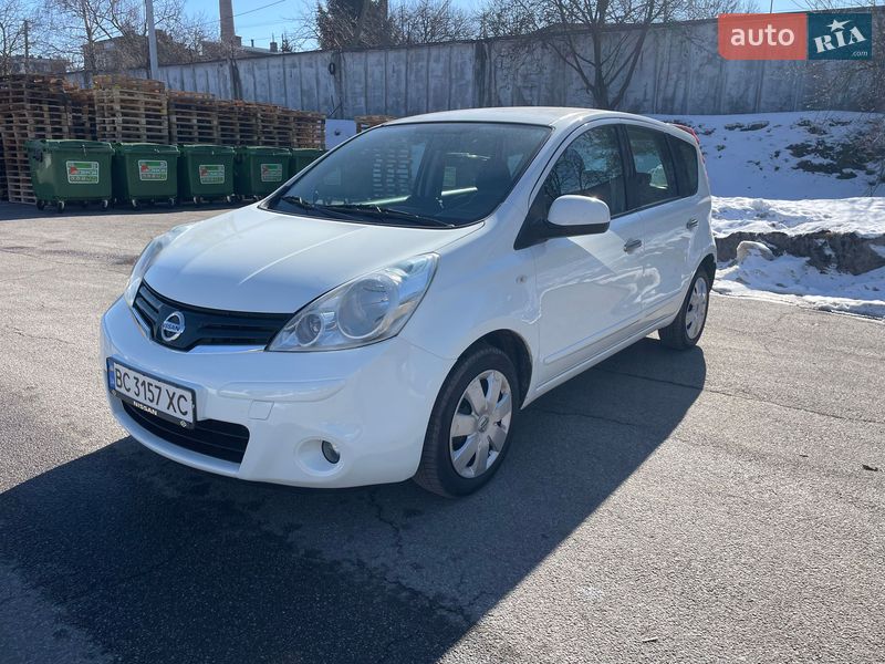 Хетчбек Nissan Note 2011 в Львові