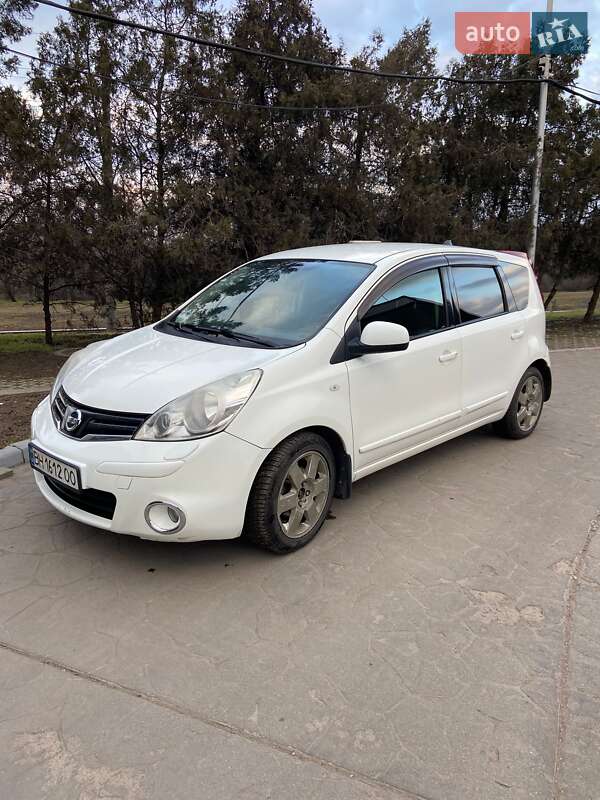 Nissan Note 2012