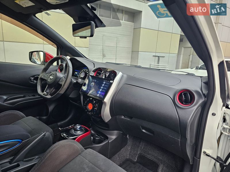 Хетчбек Nissan Note 2018 в Одесі