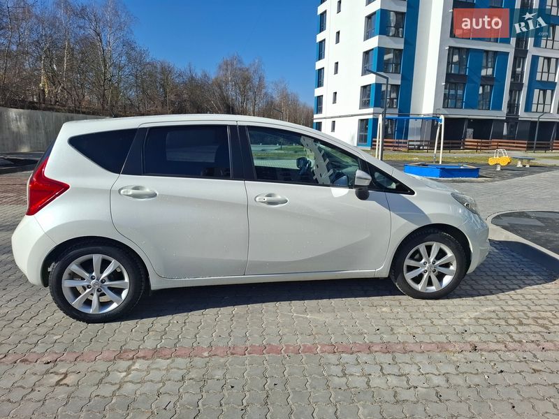 Хетчбек Nissan Note 2013 в Івано-Франківську