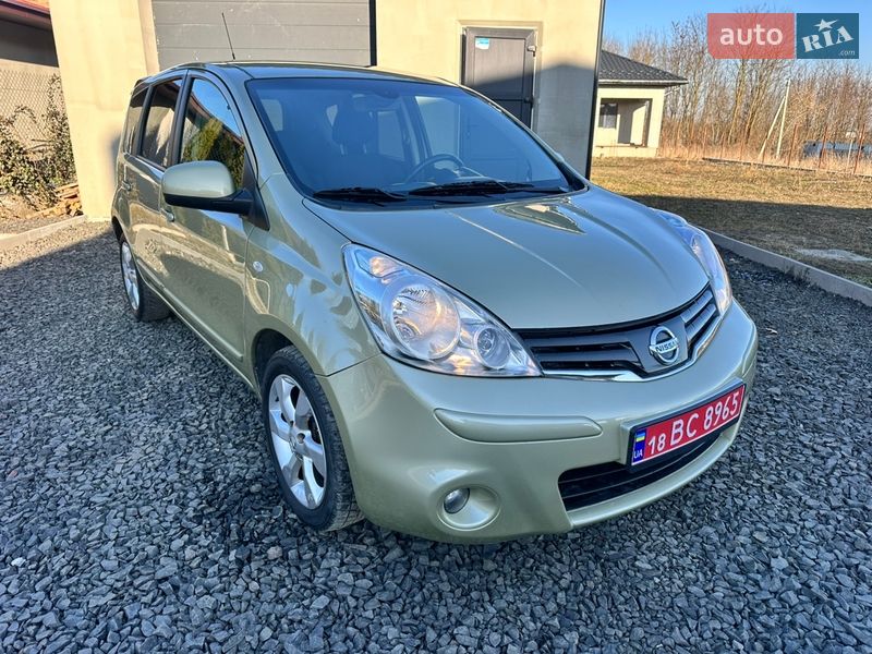 Хетчбек Nissan Note 2009 в Луцьку